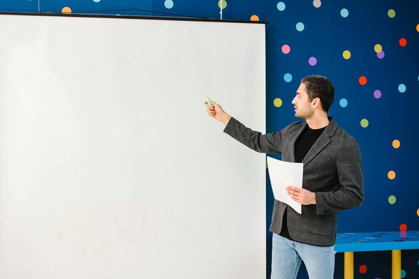 Optimisez votre entreprise avec les horaires de travail flexibles : Guide incontournable pour la conformité réglementaire